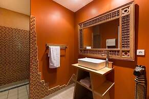 Hébergements Insolites Domaine Arvor SPA