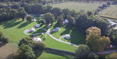 Hébergements Insolites Domaine Arvor SPA