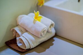 D'Muncuk Huts Lembongan