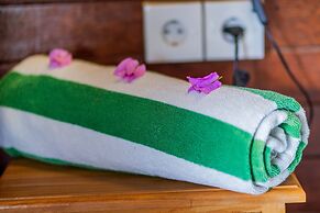 D'Muncuk Huts Lembongan