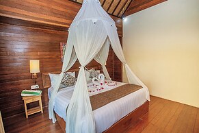 D'Muncuk Huts Lembongan