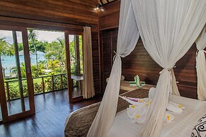 D'Muncuk Huts Lembongan