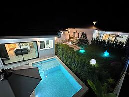Aonang Nine Poolvilla