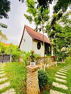 Tropical Valley Homestay