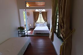 Tropical Valley Homestay
