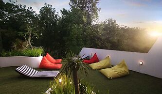 Onesouth Boutique Hotel Pulau merah