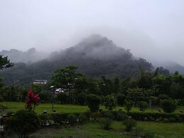 Lohas Gallery Long Stay Hostel