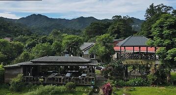 Lohas Gallery Long Stay Hostel