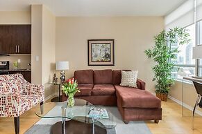 Executive Condo in the Heart of Downtown