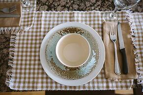 Executive Condo in the Heart of Downtown