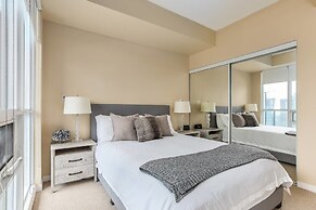 Executive Condo in the Heart of Downtown