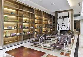 Luxurious 2-bedroom Condo