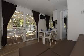 Baia Domizia Camping Village