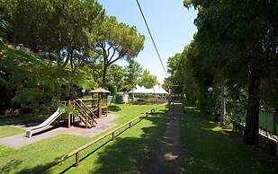 Baia Domizia Camping Village
