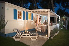 Baia Domizia Camping Village