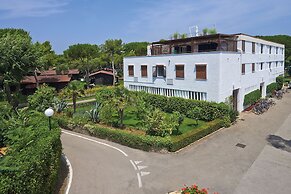 Baia Domizia Camping Village