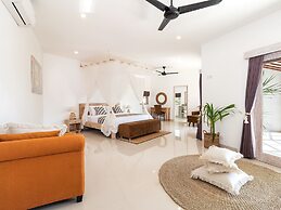 Hiburan Villas by Villa Finder