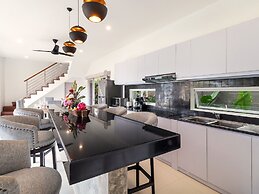 Villa Hiburan 1 by Villa Finder