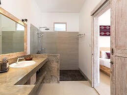 Villa Hiburan 1 by Villa Finder