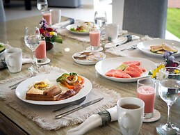 Villa Hiburan 1 by Villa Finder