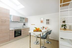 Solemar Sicilia - Galleria Maqueda