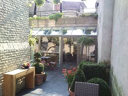 Apart-Hotel Op De Beek Anno 1410