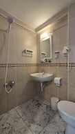 Hikmethan Otel