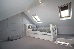 Hurst Cottage