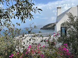 Muses Seaside Villas