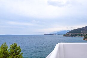 Muses Seaside Villas