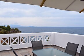 Muses Seaside Villas