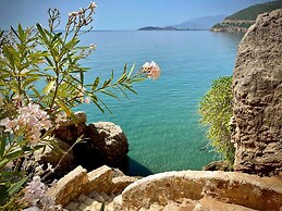 Muses Seaside Villas