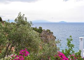 Muses Seaside Villas