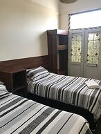 Shanahans B&B with Sports Bar