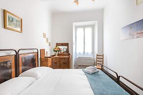 Le Grazie Apartments in Superb Location