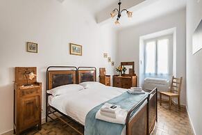 Le Grazie Apartments in Superb Location