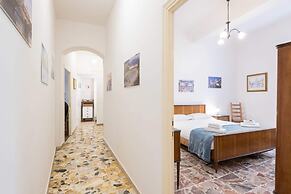 Le Grazie Apartments in Superb Location