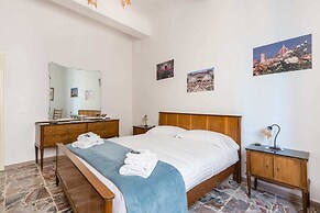Le Grazie Apartments in Superb Location