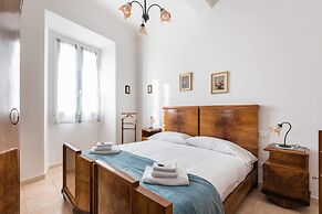 Le Grazie Apartments in Superb Location