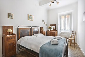 Le Grazie Apartments in Superb Location