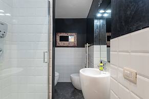 Art Gallery Apartment in Florence