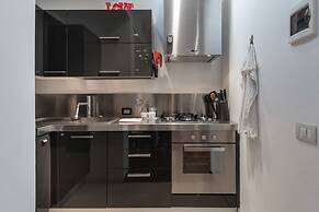 Art Gallery Apartment in Florence