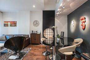 Art Gallery Apartment in Florence