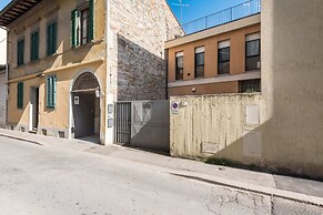 Art Gallery Apartment in Florence