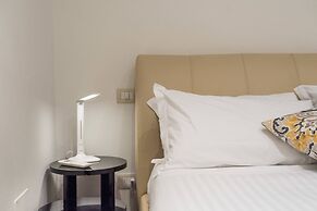 Art Gallery Apartment in Florence