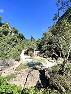 Ba Be Lakeside Bungalow