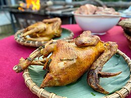 Ba Be Lakeside Bungalow