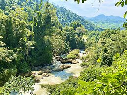 Ba Be Lakeside Bungalow