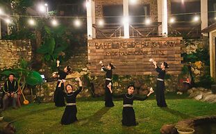 Ba Be Lakeside Bungalow