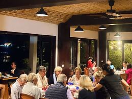 Ba Be Lakeside Bungalow